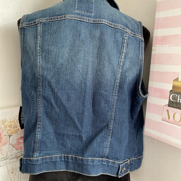 Old Navy Jean Vest - Picture 3 of 3